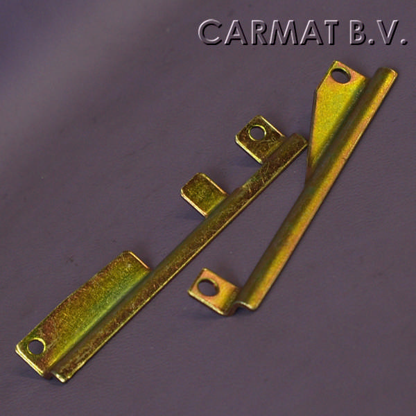 Bevestigingshaken voor kofferklepslot afname per stuk